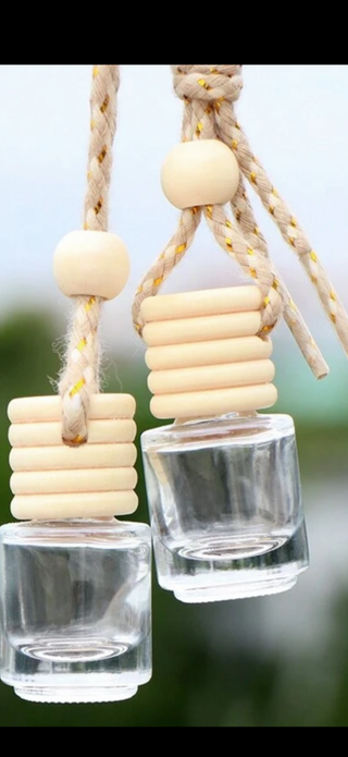 Hanging Car Air Freshener Diffuser .